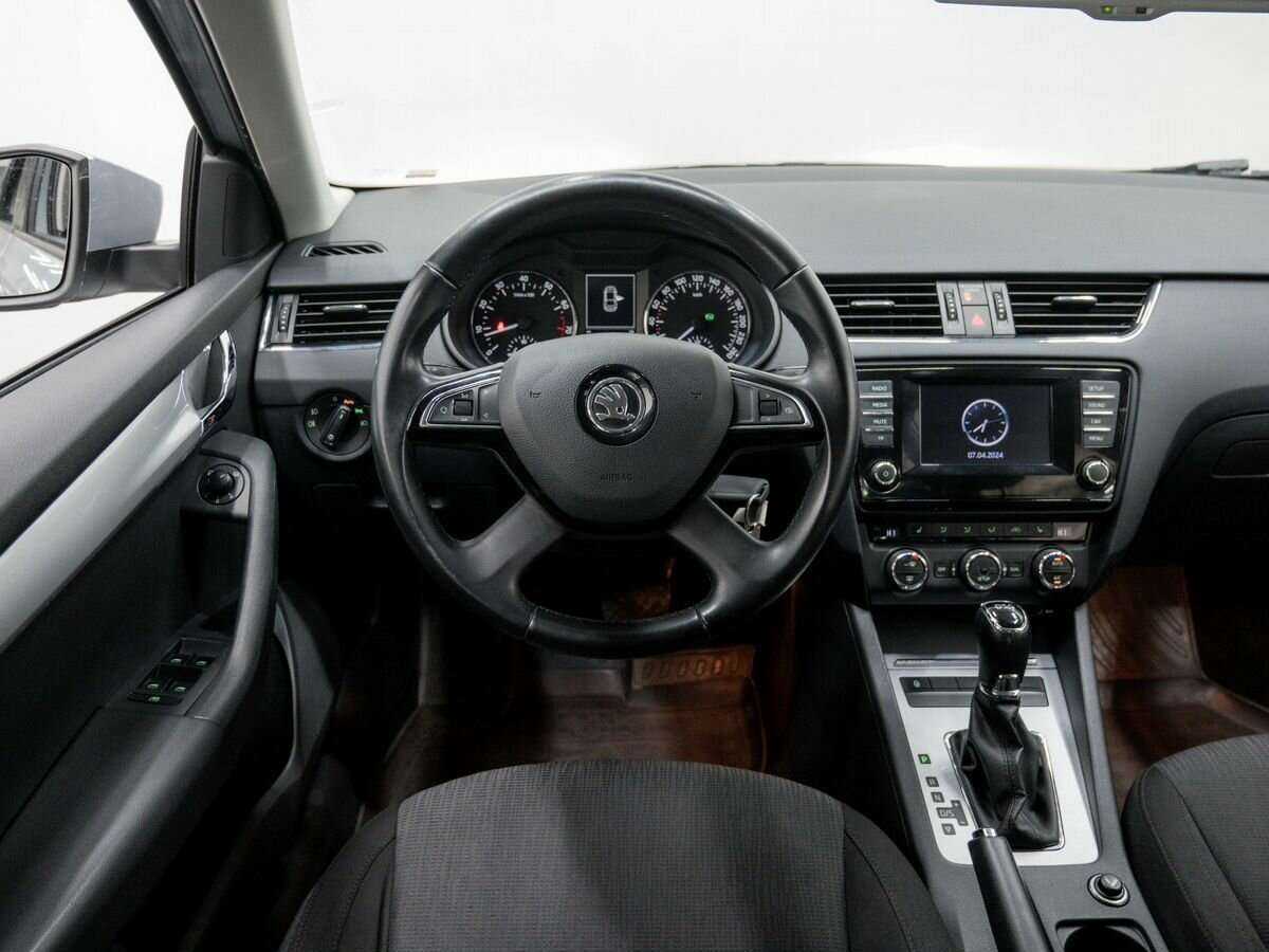 Купить Skoda Octavia, 2013, 270 000 км, фото №12