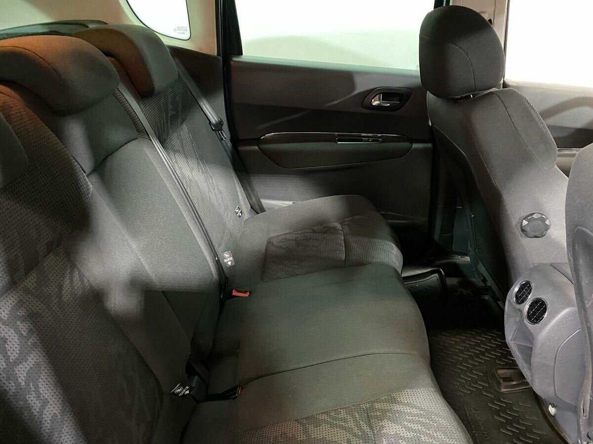 Купить Peugeot 3008, 2012, 203 460 км, фото №11