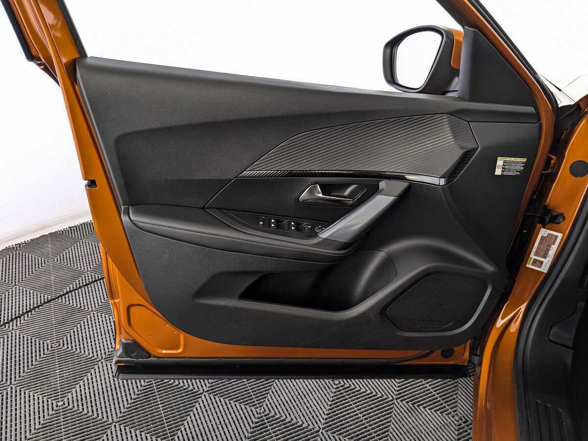 Купить Peugeot 2008 6AT, 2020, 54 859 км, фото №15