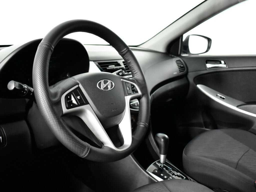 Купить Hyundai Solaris, 2013, 109 906 км, фото №13