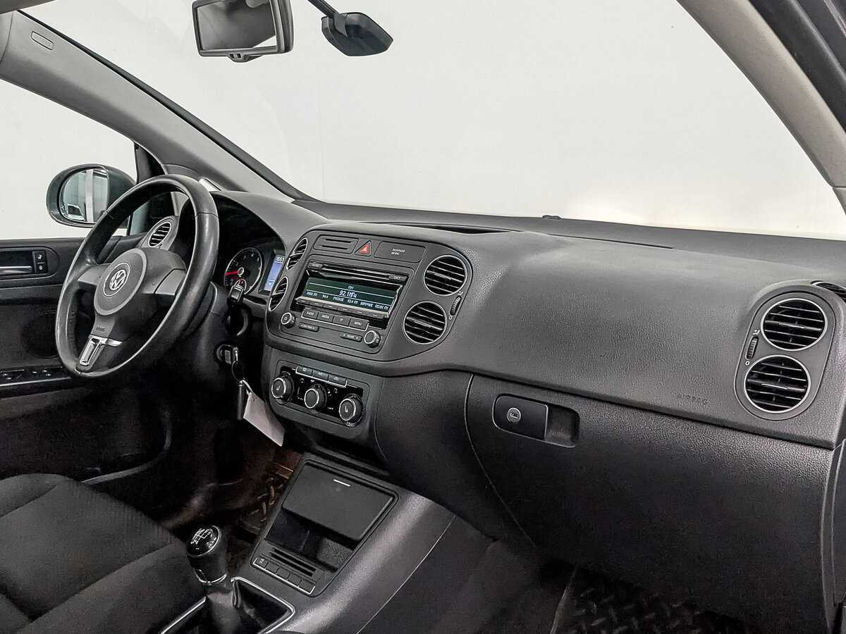 Купить Volkswagen Golf Plus, 2012, 36 733 км, фото №13