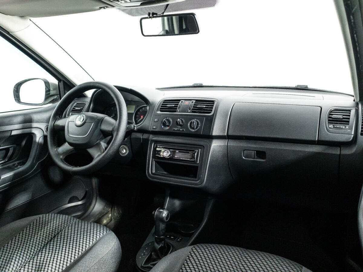 Купить Skoda Fabia, 2012, 184 196 км, фото №9