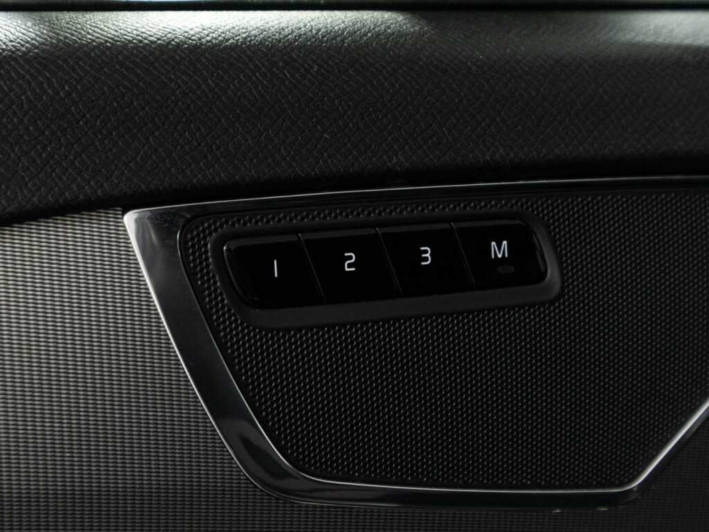 Купить Volvo XC90, 2015, 233 765 км, фото №16