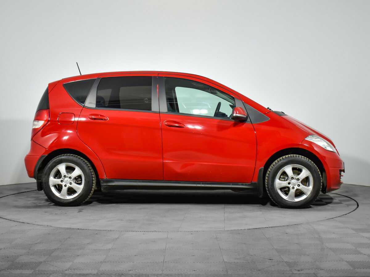 Купить Mercedes-Benz A-Класс 180, 2012, 128 619 км, фото №4