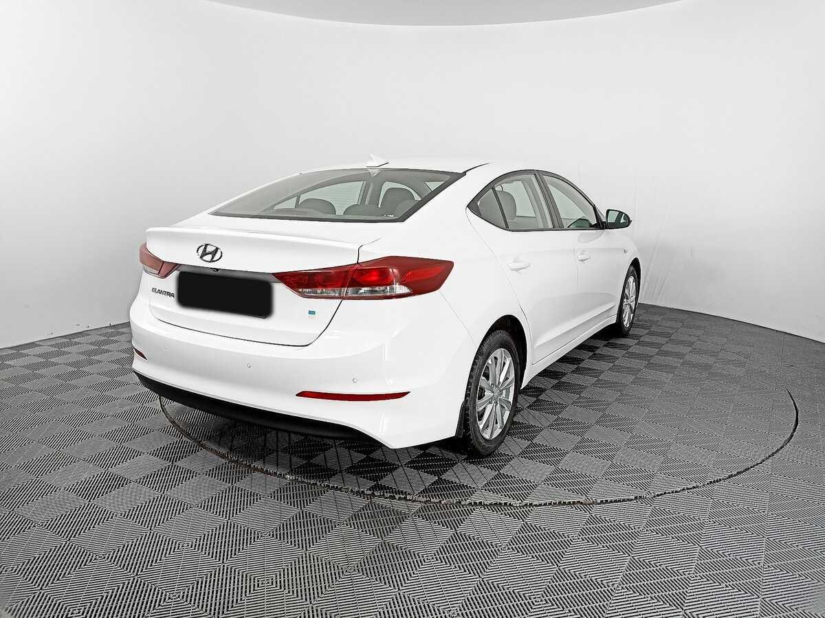 Купить Hyundai Elantra, 2017, 180 577 км, фото №5