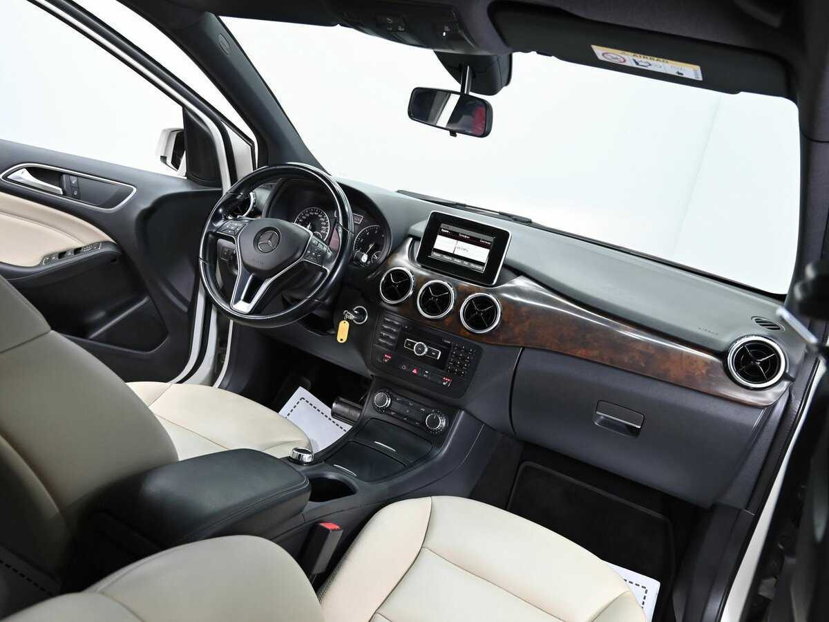 Купить Mercedes-Benz B-Класс 180, 2013, 157 000 км, фото №10