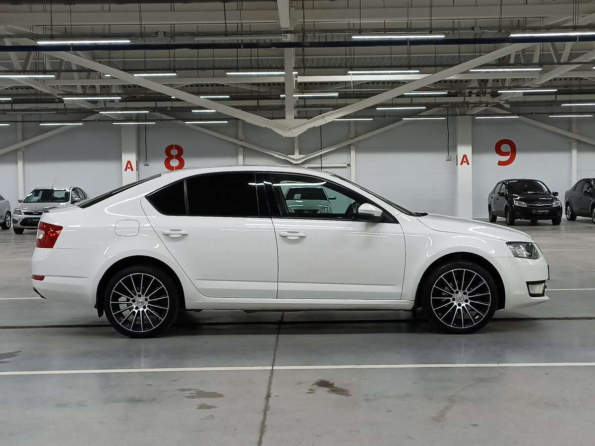 Купить Skoda Octavia, 2013, 181 285 км, фото №4