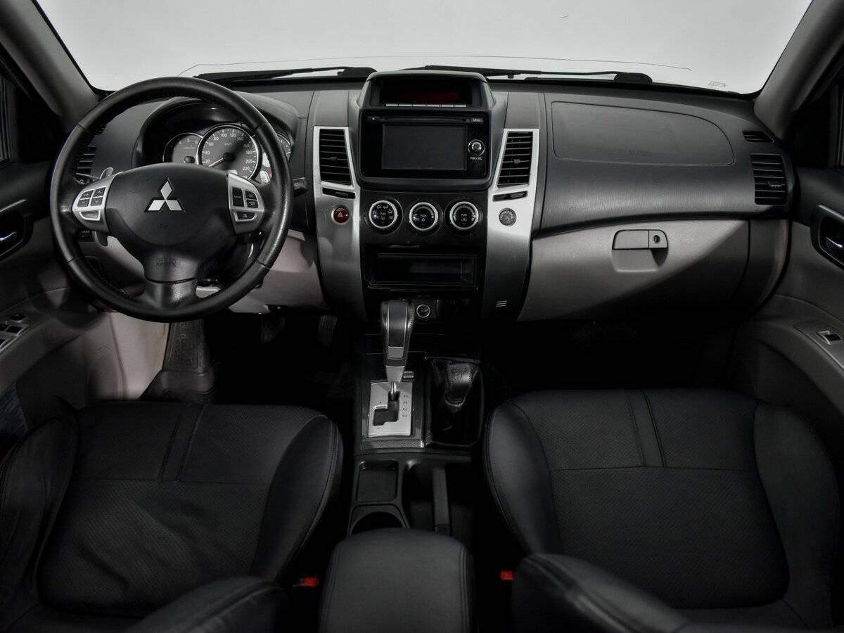 Купить Mitsubishi Pajero Sport, 2015, 100 176 км, фото №10