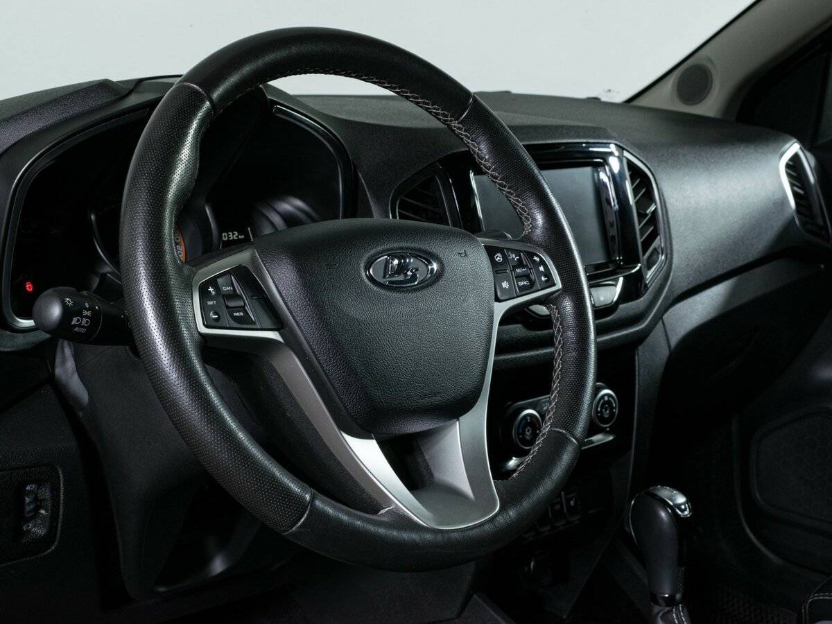 Купить Lada (ВАЗ) XRAY Cross, 2020, 96 029 км, фото №14