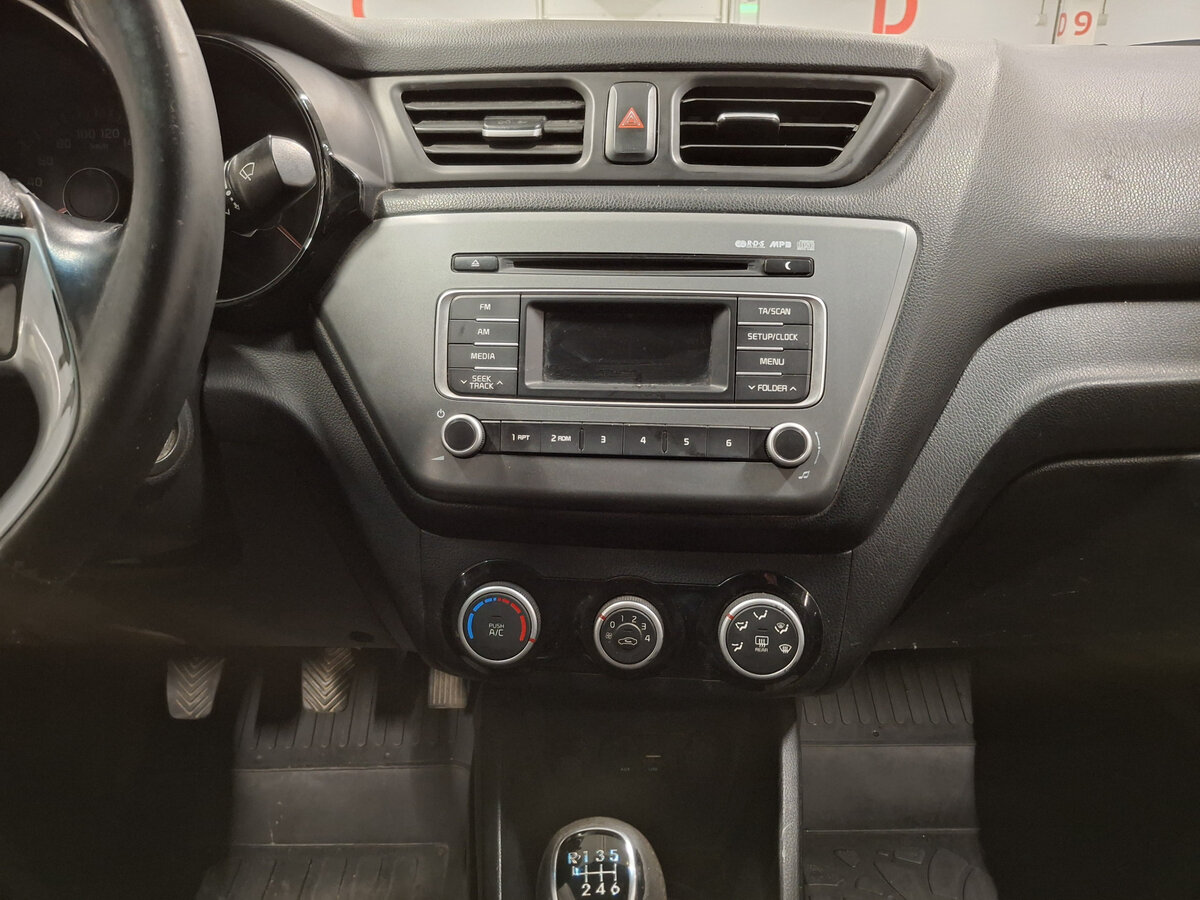 Купить Kia Rio III Рестайлинг, 2015, 218 831 км, фото №15