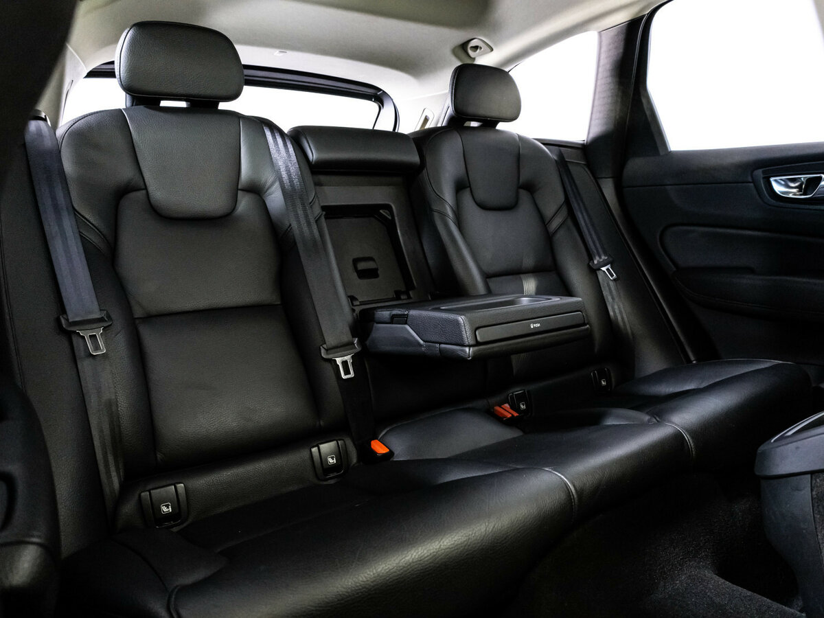Купить Volvo XC60 II, 2019, 145 580 км, фото №18