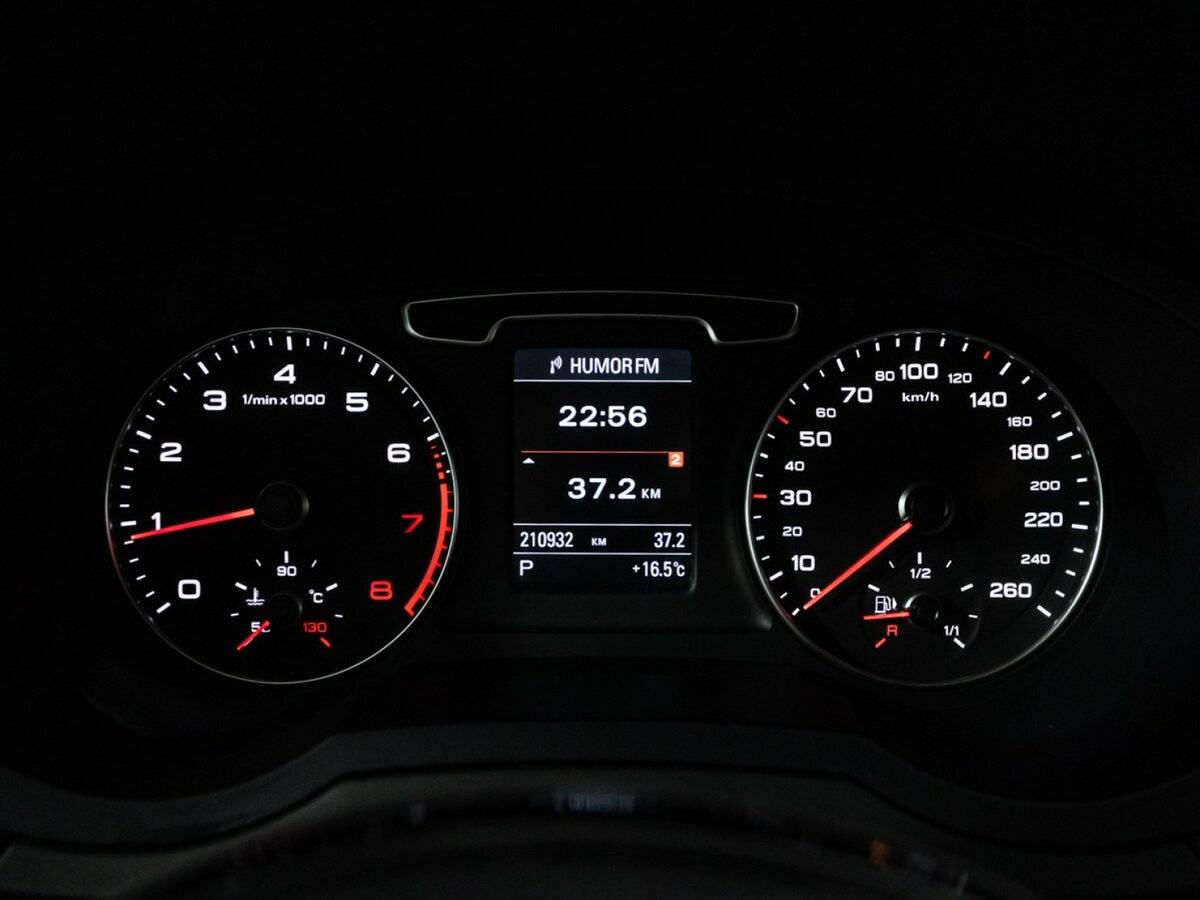 Купить Audi Q3 I (8U), 2012, 210 930 км, фото №10