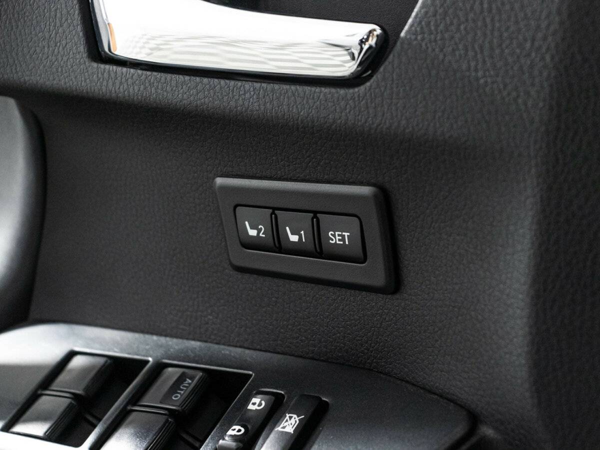 Купить Toyota RAV4 IV (XA40) Рестайлинг, 2016, 111 735 км, фото №15