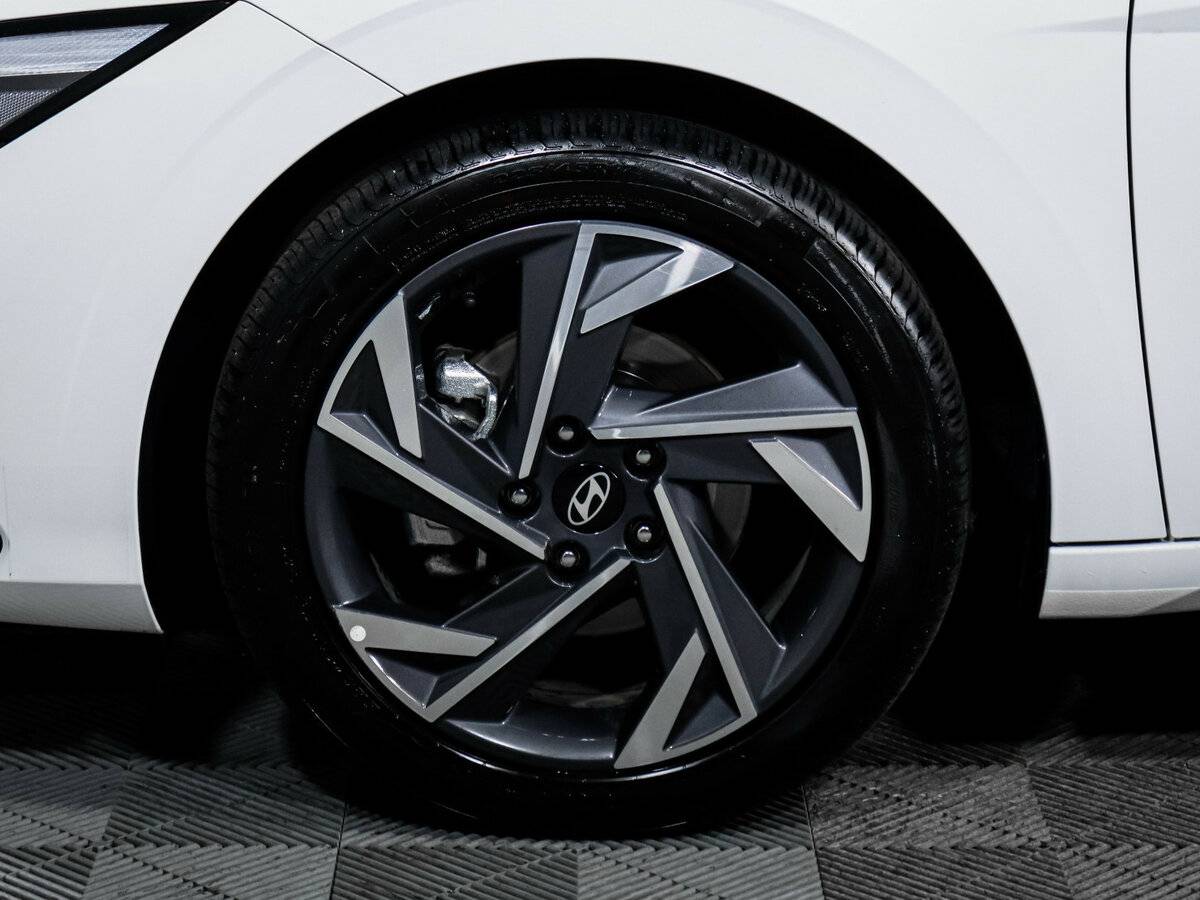 Купить Hyundai Elantra VII (CN7) Рестайлинг, 2024, 9 266 км, фото №12