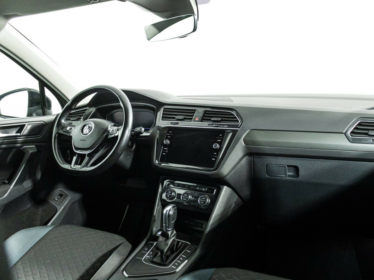 Купить Volkswagen Tiguan II, 2019, 106 837 км, фото №9
