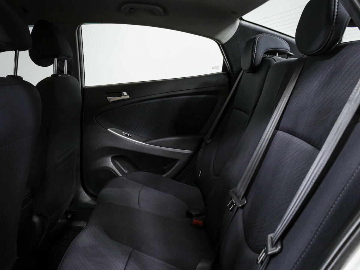 Купить Hyundai Solaris I Рестайлинг, 2015, 70 180 км, фото №13