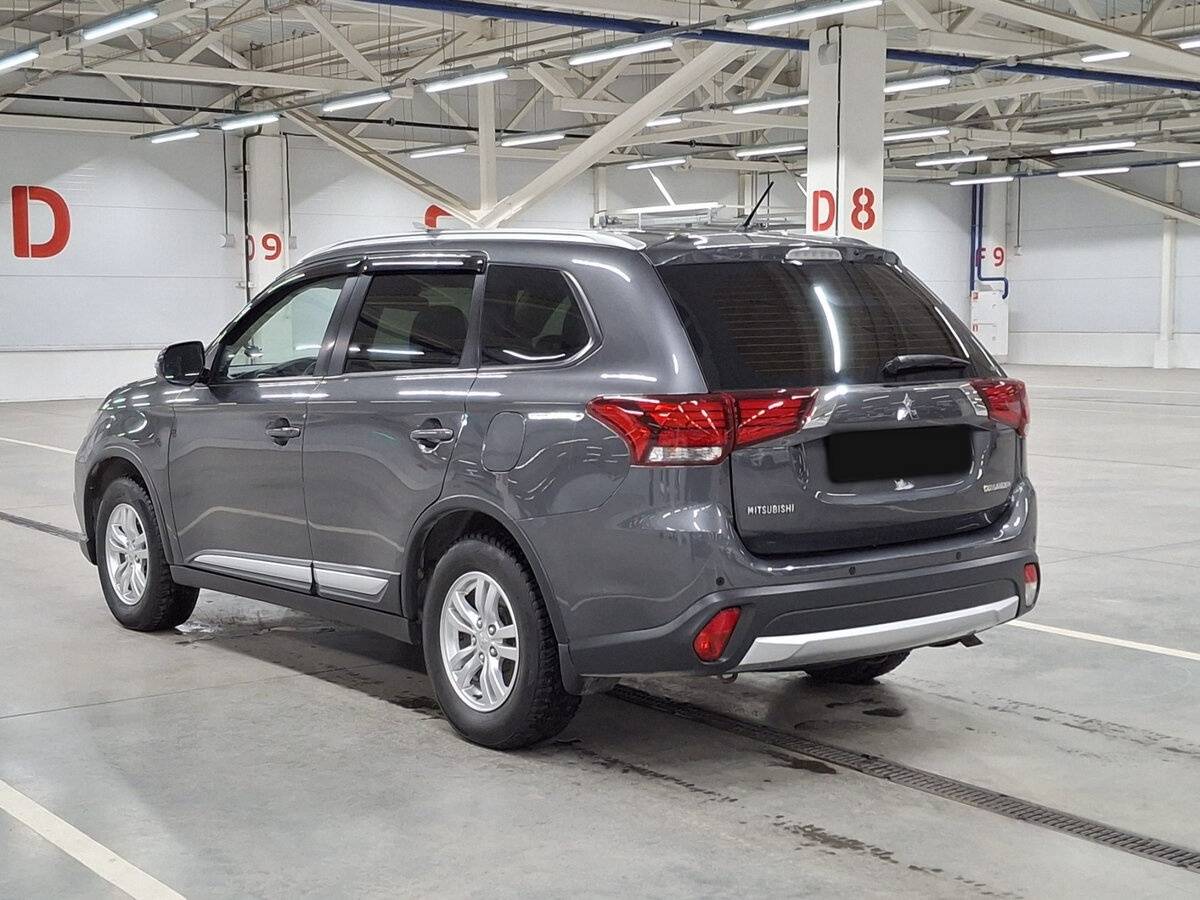 Купить Mitsubishi Outlander III Рестайлинг 2, 2015, 111 754 км, фото №7