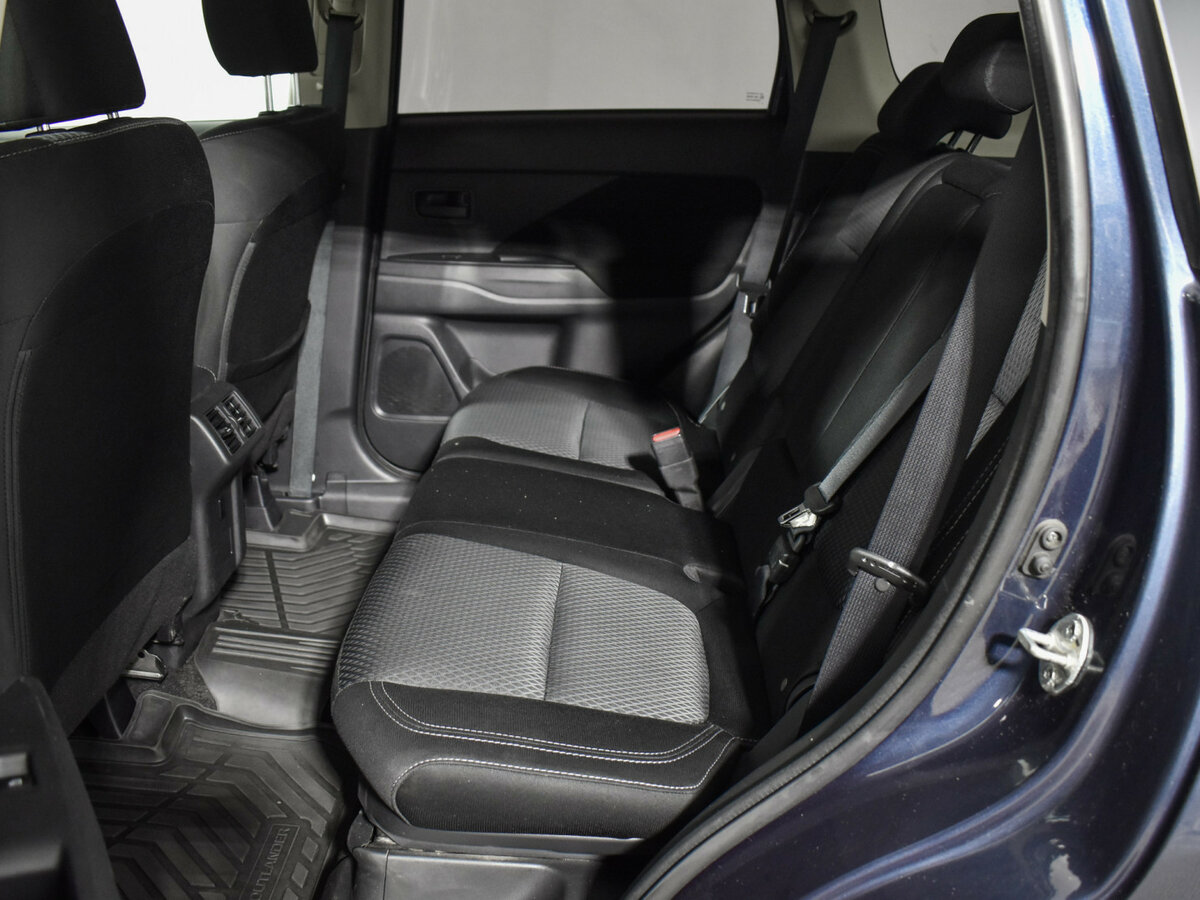 Купить Mitsubishi Outlander III Рестайлинг 3, 2019, 140 400 км, фото №11