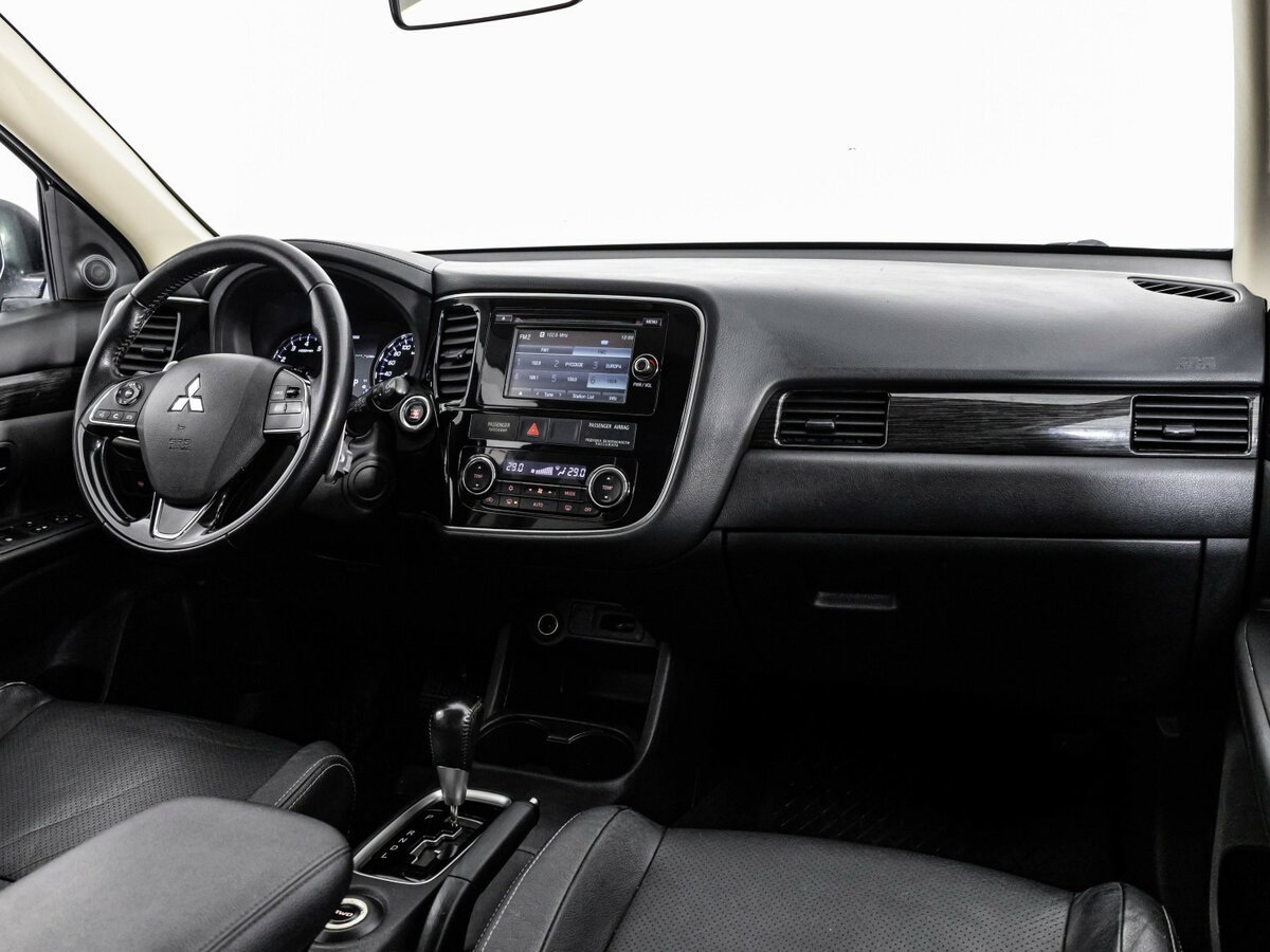 Купить Mitsubishi Outlander III Рестайлинг 2, 2016, 200 293 км, фото №7