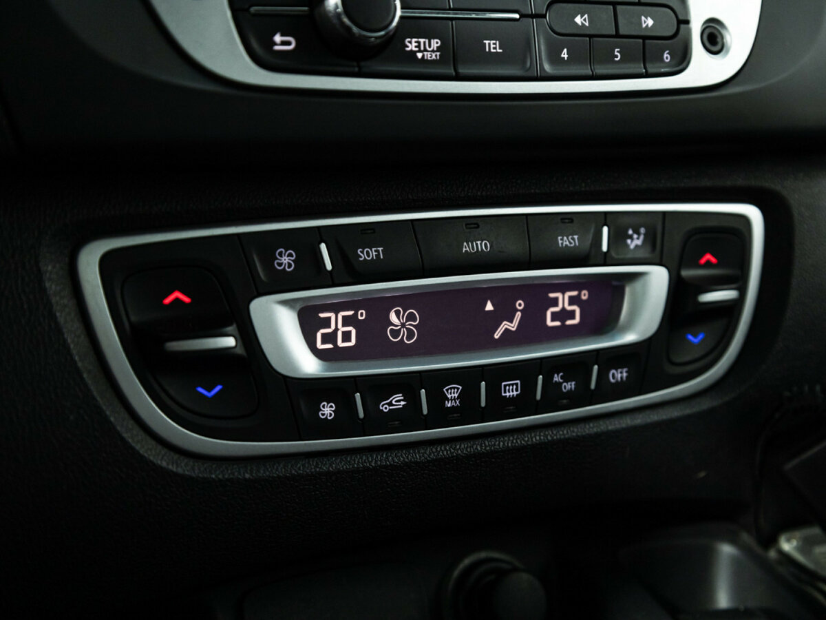 Купить Renault Scenic III Рестайлинг, 2012, 268 722 км, фото №16