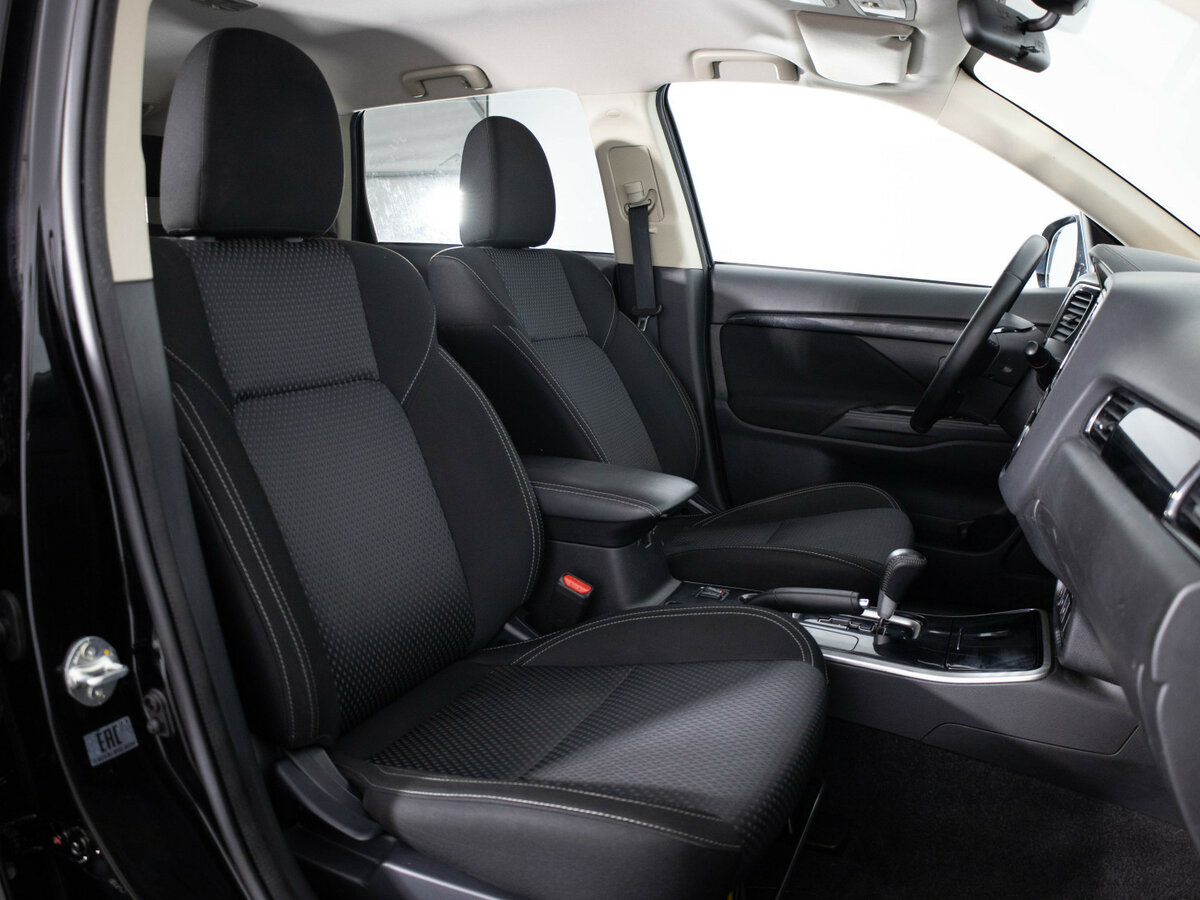 Купить Mitsubishi Outlander III Рестайлинг 3, 2019, 103 181 км, фото №16