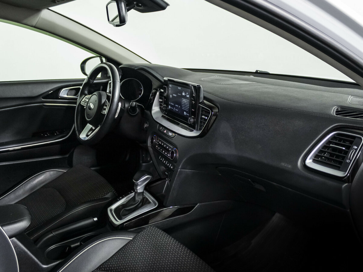 Купить Kia Ceed III, 2021, 59 000 км, фото №7